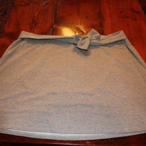 Loft Plus Size Grey Cotton Tie Front Short Skirt. Size 24. Knee Length.